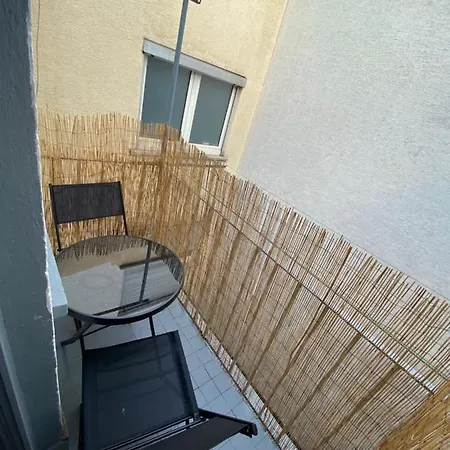 Apartamento Urbansuites - Modern & Zentral In Der - Dein Zuhause In Estugarda