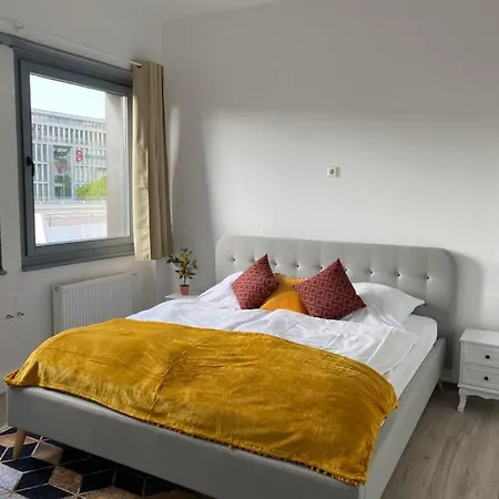 Urbansuites - Modern & Zentral In Der - Dein Zuhause In Estugarda