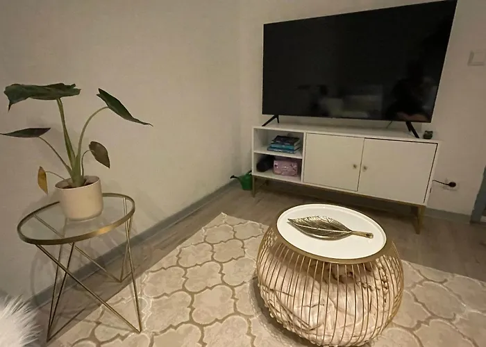 Suite4monteure - Modern & Zentral In Der I Kueche I Waschmaschine I Balkon * Στουτγκάρδη