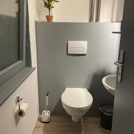 Suite4monteure - Modern & Zentral In Der I Kueche I Waschmaschine I Balkon شقة شتوتغارت